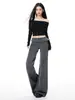 Pantalones de Traje Acampanados de Cintura Baja # Gris Yechuan, Nuevo Estilo Primavera con Diseño de Cinturón Ancho, Pantalones Bootcut Casuales Adelgazantes.