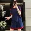 Traje casual de dos piezas con shorts a la moda, traje holgado estilo coreano, traje a rayas de diseño de verano para mujer talla grande