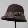 Chapéu de Pescador Chic com Laço Novo Outono/Inverno 2026 para Mulheres, Chapéu Balde de Lã Elegante Versátil, Chapéu Quente para Mães