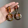 Pendientes Redondos Estilo Maillard con Estampado de Leopardo Pendientes Retro de Lujo Ligero de Gama Alta Temperamento de Nicho Pendientes Versátiles Venta al por Mayor Mujer