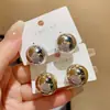 Pendientes de Patrón Esférico para Mujer 2024 Nuevo Estilo Popular Pendientes Lujo Ligero Gama Alta Nicho Exquisitos Elegantes y con Estilo