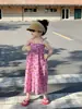 Verão 2025 Novo Estilo Coreano Roupa Infantil Menina Calça de Jardineira Floral com Alça de Amarrar Calça Doce de Alça