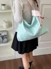 Bolso Popular de un Solo Hombro para Debajo del Brazo para Mujeres, Nuevo Modelo 2026, Gran Capacidad, Versátil Casual Bordado Cruzado para Viajar Tote Bag