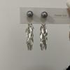 Pendientes de lujo ligeros con borlas de hojas plateadas y perlas grises para mujer, diseño de alta gama, nuevos y modernos.