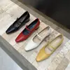 Zapatos Mary Jane de una correa, súper modernos y hermosos, estilo francés, con plataforma oculta para aumentar altura, punta fina, para mujeres petite.