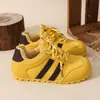 Zapatillas de Entrenamiento para Niñas 2026 Primavera y Otoño Nuevos Zapatos de Malla para Niños Estilo Ballet Zapatillas Suaves Antideslizantes