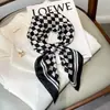 Lenço Quadrado Pequeno Estampa Zebra Retrô para Mulheres, Novo Estilo Coreano Primavera/Verão Versátil Lenço de Pescoço Profissional, Lenço de Pescoço Pequeno para Aeromoça