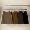Falda de Pana de Cinco Puntos, Moderna y Versátil, Anti-Exposición, Otoño e Invierno 2026, Falda Corta Ajustada a la Cadera, Falda de Línea A, Falda Media