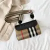 Bolso pequeño bolso de mujer 2022 nueva moda temperamento simple damas moda coreana bolso de hombro bandolera bolso cuadrado pequeño venta al por mayor