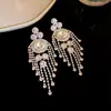 Brincos de Franja Encrustados com Diamantes Redondos, Agulha de Prata, Modernos e Versáteis, Brincos Elegantes, Brincos Estilo Palácio Retrô, Sensação de Luxo Leve e de Alta Qualidade