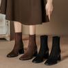 Botas Curtas de Camurça Francesa Femininas Novas Outono e Inverno Zíper Salto Grosso Botas Martinas Bico Quadrado Emagrecedoras Chelsea Botas de Cano Curto Costura