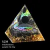 Adorno de pirámide de cristal natural transfronterizo de 5 cm para decoración del hogar y del coche, regalo, pirámide de piedra triturada de resina epoxi