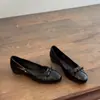 Versión de piel de oveja~Zapatos de ballet planos de punta redonda con lazo francés, versátiles para ir al trabajo, estilo slip-on con aumento interno de altura para mujer