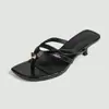 Sandalias de tacón alto estilo bola de oro transfronterizas europeas y americanas al por mayor para mujer 2026 Verano Nuevos Zapatos para mujer Tacón de aguja Anillo para el dedo del pie Zapatos versátiles