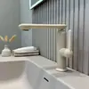 Grifo para Lavabo de Acero Inoxidable 304 Seleccionado Cuidadosamente para Uso Doméstico, Control Dual de Agua Caliente y Fría, Adecuado para Lavabo de Baño, Fregadero y Lavabo de Encimera