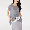 Camiseta Feminina Manga Curta Estilo Miyake, Verão Fina com Design Irregular Nicho Top Franzido, Toque de Luxo para Mulheres