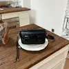 Bolso Pequeño Cuadrado Retro de Moda para Mujer Modelo Nuevo 2026 Bolso Cruzado de Alto Valor para Joven Bolso de Hombro Simple Versátil para Mujer