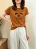 Camiseta de algodón acanalado con estampado de fuente física Shisanxing para mujer, directo de fábrica, top de manga corta ajustado, exclusivo de venta al por mayor de verano