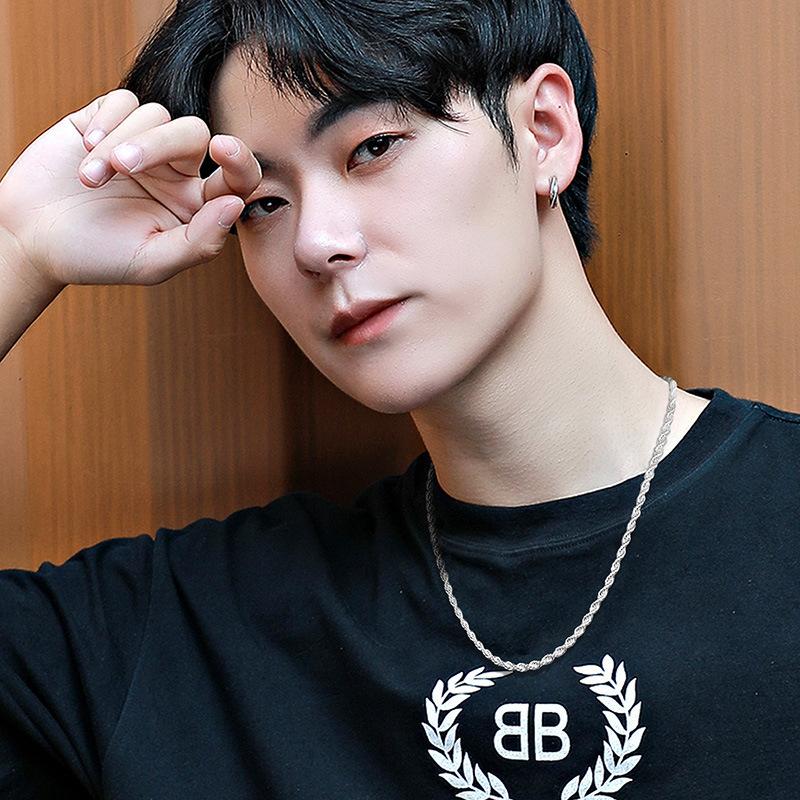 15680234405_1050865717