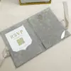 Porta-Cartões de Veludo Cinza Cartão de Convite de Casamento Cartão de Convite Impresso Personalizado Presente Personalizado Nicho de Luxo