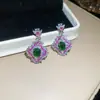 Linda Dama! Brincos de Tarraxa Quadrados com Flor de Zircônia Super Feéricos, Brincos Modernos e Elegantes com um Toque de Luxo Leve e de Alta Qualidade para Mulheres
