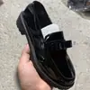 2025 Nuevos Mocasines Retro de Charol Brillante con Borlas y Tacón Medio Moda Casual Europea y Americana Tallas Grandes