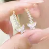 Brincos de Orelha Brilhantes de Diamante com Camada Dupla de Luxo Leve, Presilhas de Orelha Indolores de Nicho de Alta Qualidade, Design Empilhável Exquisito, Brincos Versáteis