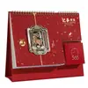 Calendario de Escritorio 2027, Diseño de Portalápices Rojo, Año del Cordero, Adorno para Escritorio de Oficina, Calendario Publicitario Corporativo, Personalizable con Logo