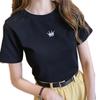 2024 Nuevo Estilo de Verano Slim Bordado Cuello Redondo Manga Corta Camiseta de Mujer Estudiante Señoras Tops Básicos Envío Directo