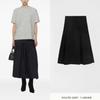 Yuran 26 Nuevo Modelo de Principios de Primavera, Vestido Negro Pequeño Abullonado de Doble Capa con Capa de Nailon Brillante de Micro-Crepé con Plisados