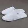 Pantuflas Desechables de Viaje Portátiles para Interior Hogar Recepción de Invitados Coral Fleece Espesado Fabricante Venta al por Mayor Antideslizantes Suela Gruesa Cubierta para el Talón