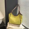 Bolso Cubo Casual de Nicho para Viajes Diarios Bolso de Hombro de Moda para Viajes Diarios para Mujeres 2025 Nuevo Bolso Simple de Gran Capacidad para Debajo del Brazo