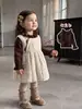 Vestido Retro para Niña Pequeña Conjunto de Tres Piezas con Vestido Peto Floral Pequeño para Bebé y Leggings con Felpa para Otoño e Invierno