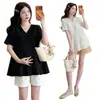 Camisa Babydoll Holgada Adelgazante de Retazos Plisada con Cuello en V Estilo Coreano Verano 2026 Top de Maternidad