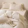 Invierno Francés Lujo Ligero Tallado Terciopelo de Leche Juego de Cuatro Piezas Estilo Princesa Terciopelo de Coral Encaje Funda Nórdica Cálida Engrosada Falda de Cama