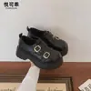 Zapatos Pequeños de Cuero Genuino para Mujer con Felpa Adentro Estilo Francés Británico 2026 Nuevo Estilo Otoño/Invierno Combinan Bien con Faldas Mocasines Mary Jane de Suela Gruesa