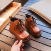 Botas de Moda para Meninas 2026 Outono Novo Botas de Algodão com Pelúcia para Meninos Moda Estilo Britânico Infantil Botas Curtas Versáteis