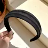 Faixa de Cabelo Koreanas com Padrão Flocado para Mulheres Lavarem o Rosto, Design de Faixa de Cabelo Moderno e Simples, Acessórios de Cabelo e Adereços de Cabeça Estilo Ocidental