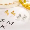 Pendientes de Lazo con Perlas, Dulces y Lindos, Pequeños y Delicados, Fáciles de Usar al Dormir, Con Rosca, Versátiles para el Uso Diario