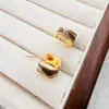 Pendientes de Trébol de Cuatro Hojas Maillard de Aguja de Plata Estilo Hong Kong Retro Elegantes Pendientes para el Trabajo Moda Femenina Lujo Ligero Pendientes de Gama Alta
