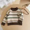 Suéter de punto para niños de comercio exterior transfronterizo, nuevo estilo otoño e invierno, jersey a rayas con bloques de color para niños, base de punto, moderno