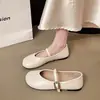 Zapatos Mary Jane de suela plana para mujer, nueva colección de otoño 2026, perfectos con faldas, estilo versátil y suave, mocasines