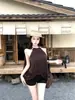 Camisola francesa brilhante com decote halter para mulheres, novo estilo de verão 2026, top sem mangas sexy e estiloso com design de capa