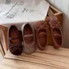 Zapatos Infantiles de Cuero Mate Francés 2026 Primavera/Otoño Nuevo Estilo Coreano Zapatos de Princesa con Lazo para Niñas Suela Suave Versátiles Zapatos de Vestir