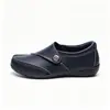 Suministro exclusivo transfronterizo para Amazon: Zapatos de mujer de cuero genuino con suelas suaves, antideslizantes, planos, estilo casual, diseñados para mujeres de mediana edad y mayores, para exportación