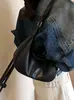 Bolsa pequena de alta qualidade transfronteiriça para mulheres, nova bolsa versátil estilo bolinho vintage 2026, bolsa de ombro e sob o braço super popular para o dia a dia