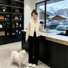 Jaqueta de Algodão Canelado Leve Estilo Coreano Outono/Inverno 2026 para Mulheres, Casaco de Algodão Estilo Preguiçoso, Roupa de Exterior da Moda para Mulheres Baixas