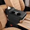 2025 Nuevo Modelo Caja Reposabrazos Central para Coche Alza Almohadilla Cubierta Protectora Portavasos Doble Caja de Pañuelos para Coche de Cuero de Gama Alta