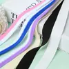 Atacado de fabricantes de cintos de tricô criptografados com listras laterais coloridas, acessórios para vestuário, cintos tecidos de 2 cm, cintos de malha de urdume e cintos de tração horizontal