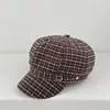 Nuevo Sombrero Octogonal a Cuadros Retro para Mujer, Hace que la Cara se Vea Más Pequeña, Versátil y a la Moda, Hebilla Metálica, Boina de Artista, Estilo Coreano Boina de Otoño/Invierno